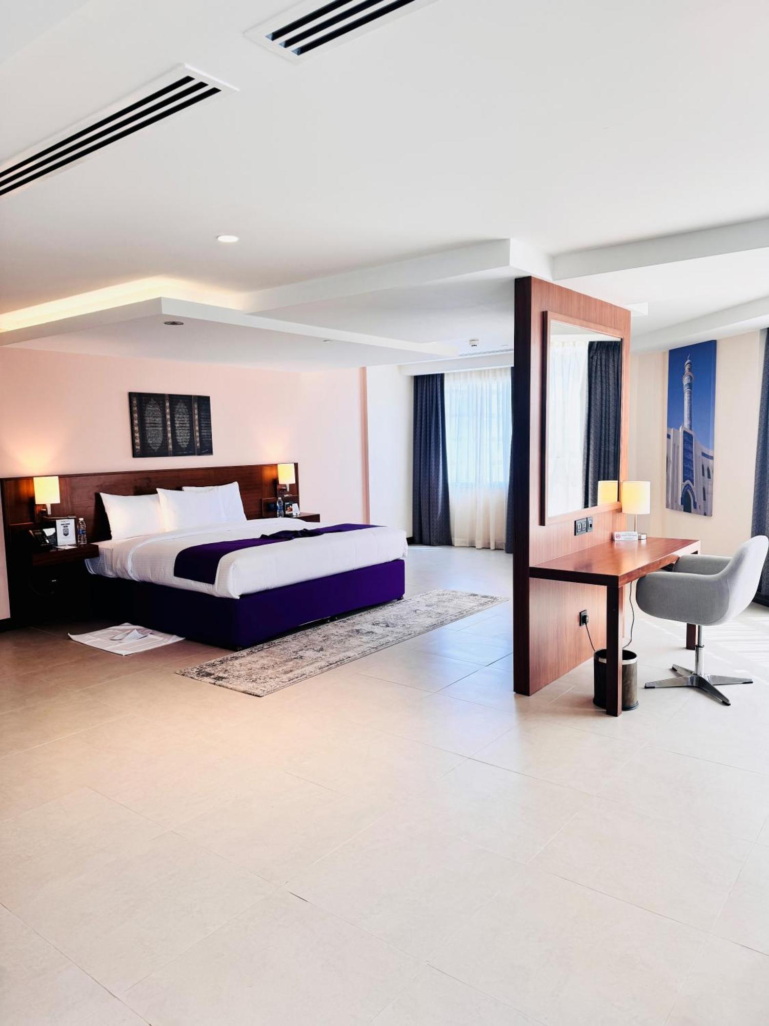 Kyriad Hotel Salalah Exterior foto